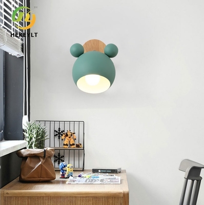 Nordic Creative Macaron โคมไฟติดผนัง Simple Mickey Log การ์ตูนเด็กโคมไฟข้างเตียง