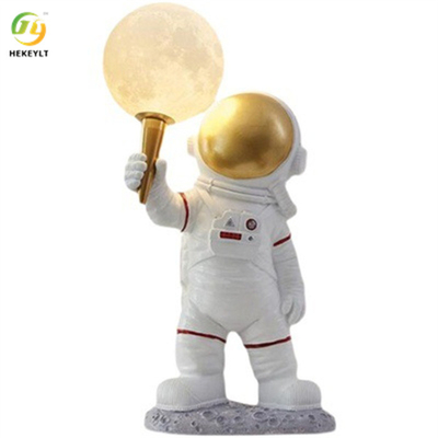 เรซิ่น + ฮาร์ดแวร์ H370 Children'S Room Moon Astronaut โคมไฟข้างเตียงแบบชาร์จไฟได้