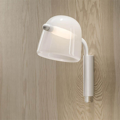 ห้องนอน Simple Post Modern Wall Light D20 X W28 X H35cm โคมไฟติดผนังกระจก LED