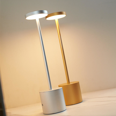 โคมไฟตั้งโต๊ะไร้สาย Metal Touch แบบชาร์จไฟได้