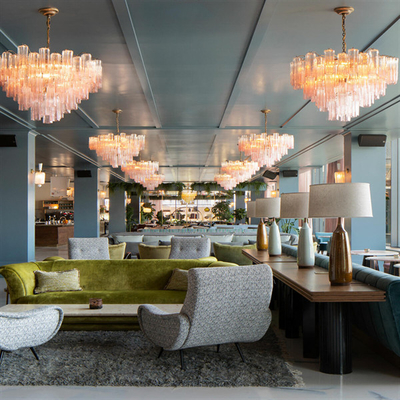 แฟรนช์ยุคกลาง แสงแหลมแสง Luxury Duplex Loft Villa ห้องนั่งเล่น ห้องแสดงสินค้า
